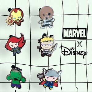 Marvel Avengers Pin Bundle